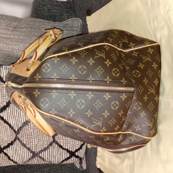 🔴SOLD🔴👜Louis Vuitton👜 - Monogram Canvas Evasion Travel Bag - Picture 5 of 16